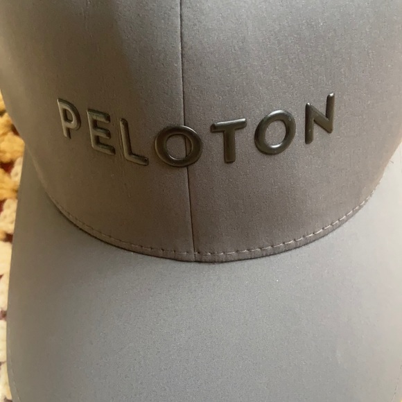 Peloton Cap - Picture 2 of 4